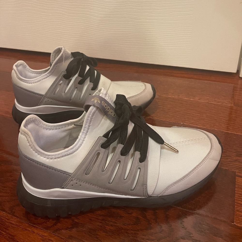 Adidas Tubular